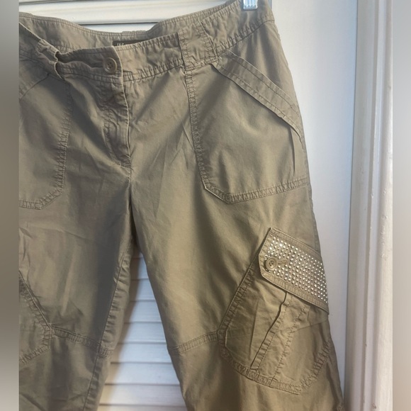 INC International Concepts Size 8P Green Cargo Capris w/Sequin Pocket Accents - Picture 6 of 7